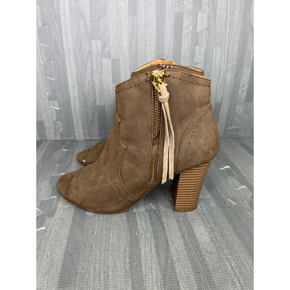 XOXO Open Toe Booties Taupe Beige Women Size 7.5